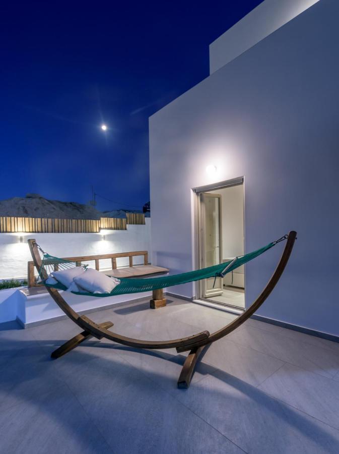 Milos Zen Suites Adamantas  Exterior photo